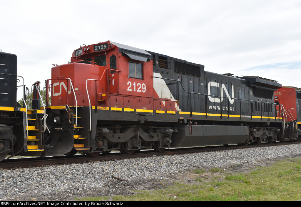 CN 2129